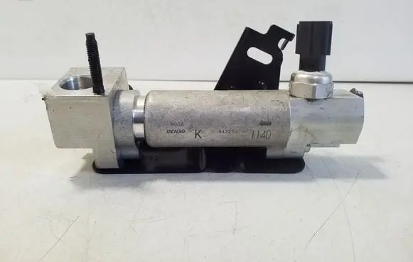 Toyota bZ4X Air conditioning (A/C) expansion valve 4432501140