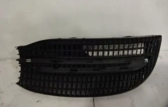 Mercedes-Benz S W222 Front bumper lower grill