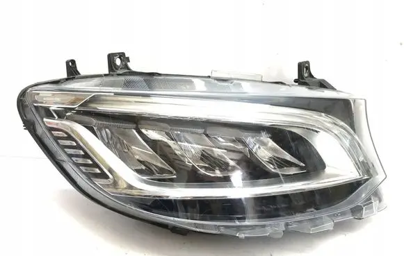 Mercedes-Benz Sprinter W907 W910 Headlight/headlamp A9109064000