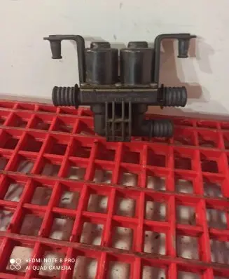 BMW 7 E65 E66 Coolant heater control valve 6931708