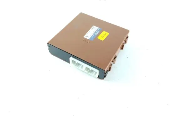 Toyota Prius+ (ZVW40) Air conditioning/heating control unit 8865048141 1776004292 E1490