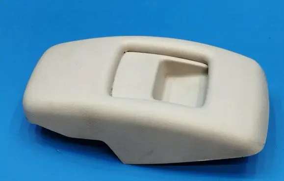 Peugeot 407 Seat belt trim 6036064