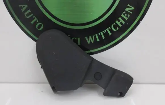 Mercedes-Benz E W211 Seat trim A2119181730