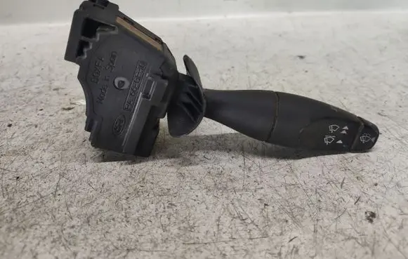 Ford Focus Wiper control stalk