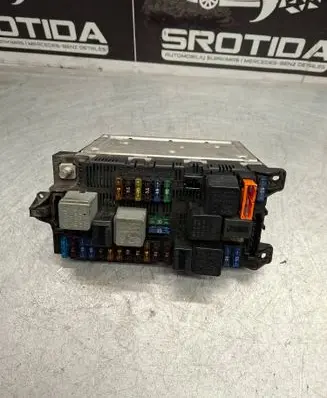 Mercedes-Benz E W211 Fuse module 2115454401