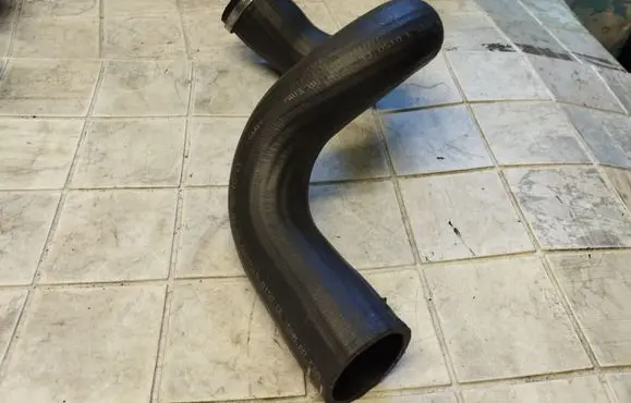 Citroen C5 Intercooler hose/pipe
