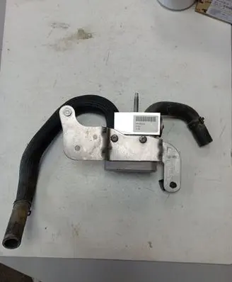 Chevrolet Volt II Oil filter mounting bracket 23298104
