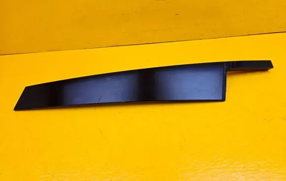 Skoda Kodiaq Front door glass trim molding 565837902