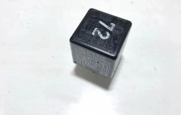 Volkswagen Golf II Other relay 191955529 5wg004876-00