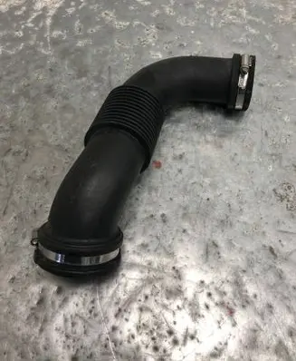 Opel Meriva B Air intake hose/pipe 13267237BILI 13267237