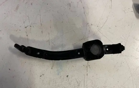 Volkswagen Touareg II Front door check strap stopper 7P0837249