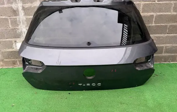 Tailgate/trunk/boot lid