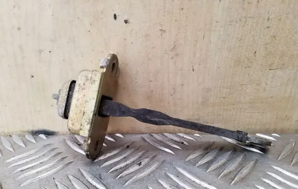 Volvo S40, V40 Front door check strap stopper