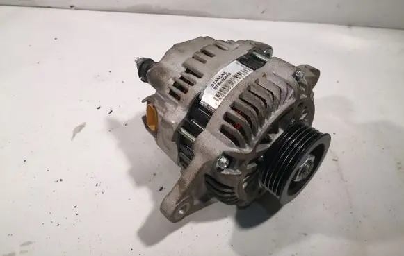 Mitsubishi Colt Generator/alternator STX100553