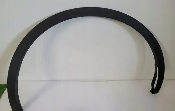 Tesla Model Y Front arch trim 1658696