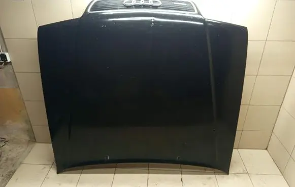Audi V8 Engine bonnet/hood