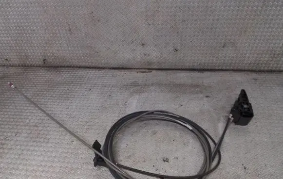 Mitsubishi Lancer VIII Fuel cap flap release cable 