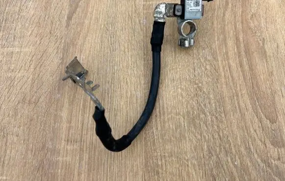 Volkswagen Golf VII Negative earth cable (battery) 5Q0915181K 01122018 8074999