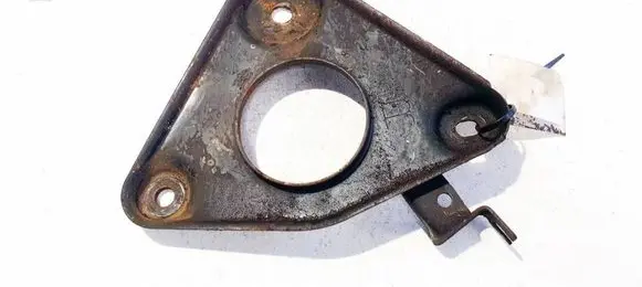 Nissan Primera Bracket in trunk/boot