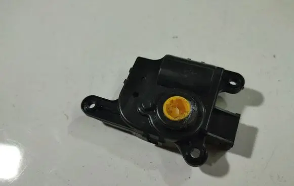 KIA Ceed Air flap motor/actuator AC1G2100