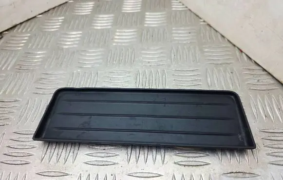 BMW 4 F32 F33 Panel drawer/shelf pad 105496008C