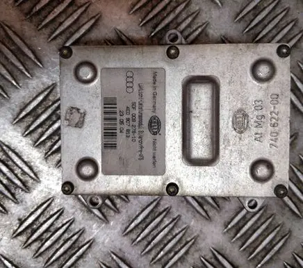 Audi A8 S8 D3 4E Headlight ballast module Xenon 4E0907813