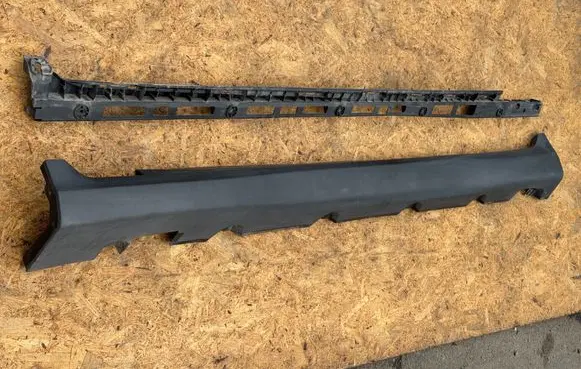 Mercedes-Benz GLC C253 Sill A2536980800 A2536980127