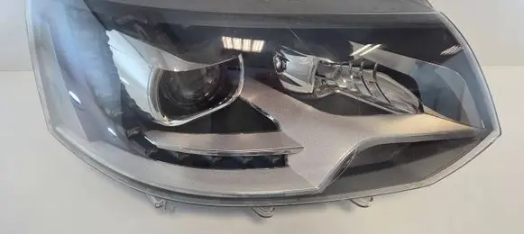 Volkswagen Transporter - Caravelle T6 Headlight/headlamp