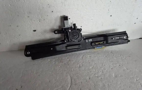 Fiat Tipo Front door window regulator with motor 521279790
