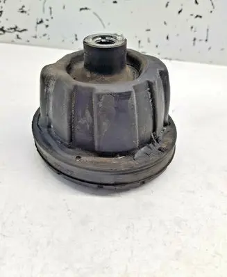 Mercedes-Benz C W203 Front upper strut mount A2033200273