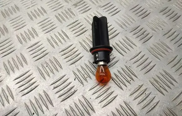 BMW 1 E81 E87 Headlight/headlamp bulb 