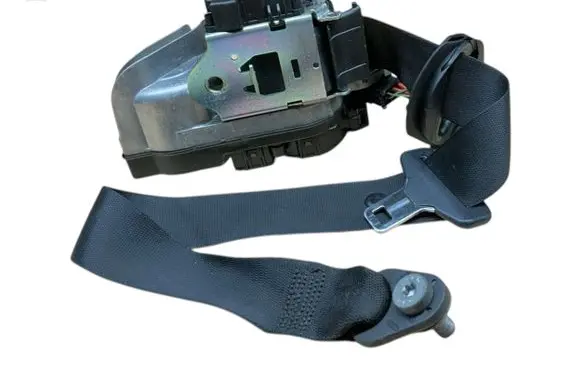 Mercedes-Benz S W221 Front seatbelt 33033534 33055162 33043798