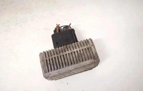 Opel Vectra C Glow plug pre-heat relay 09132691 51299008
