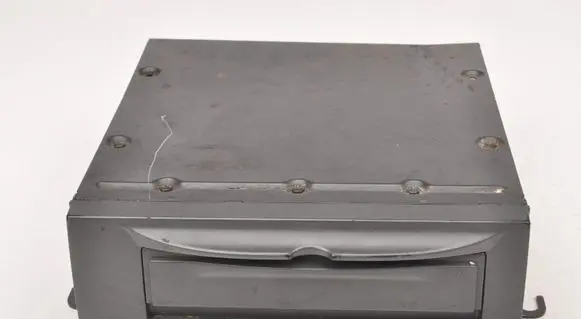 Volvo XC90 CD/DVD changer 30657981