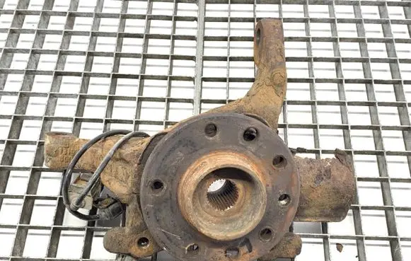 Opel Zafira B Front wheel hub spindle knuckle