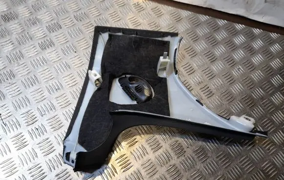 Audi Q7 4L (D)pillar trim (top) 4L0867246