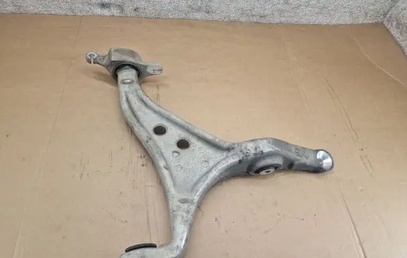 Mercedes-Benz GLE (W166 - C292) Front lower control arm/wishbone 16604