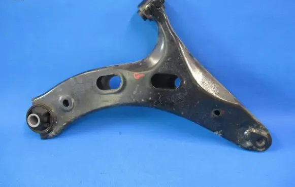 Front lower control arm/wishbone