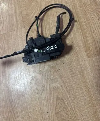 Nissan Micra Front door lock 