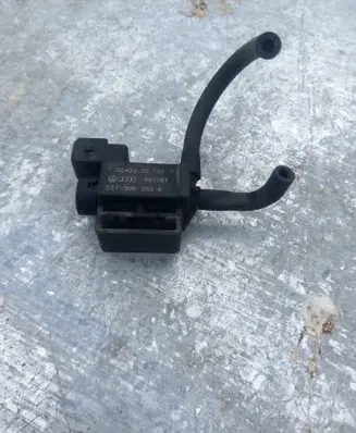 Audi A3 S3 8L Valve vacuum 037906283A 72240200 98T061
