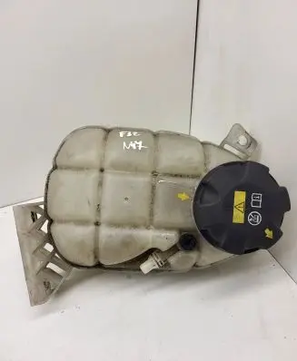 BMW 4 F32 F33 Coolant expansion tank/reservoir 7642160 1300302 11564310