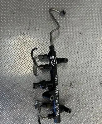 Ford S-MAX Fuel main line pipe
