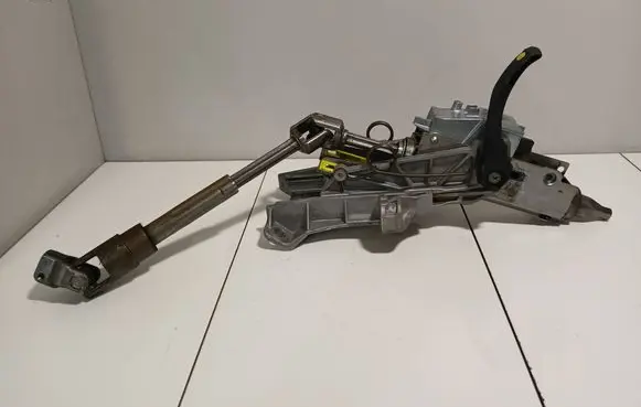 Ford Focus Steering wheel axle D3D0A 7G913F880 0165B271011