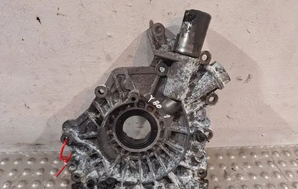 Peugeot 308 Oil pump S25062196 9823740280