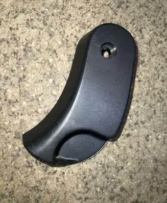 BMW 3 E46 Engine bonnet (hood) release handle 8223163
