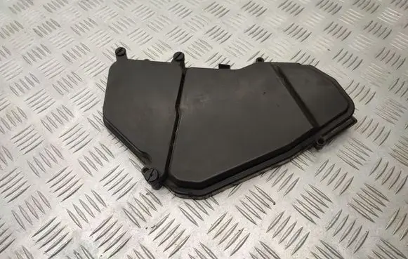 Audi Q7 4L Fuse box cover 7L0937576B 7l0937576a