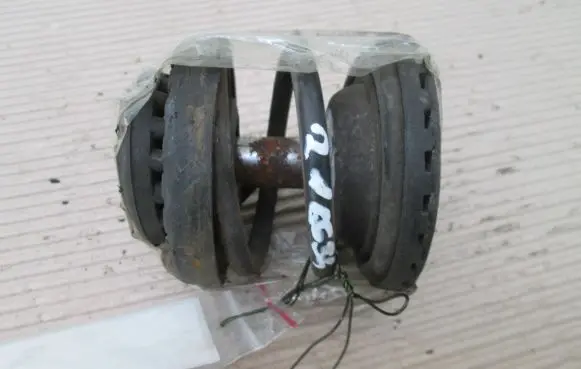 Fiat 126 Engine mount vacuum valve 