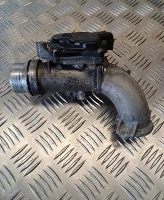 Renault Clio IV Throttle valve 8200614985E