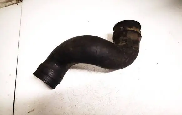 Volkswagen PASSAT B5 Intercooler hose/pipe 058145856a