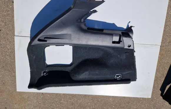 Volvo XC60 Trunk/boot lower side trim panel 